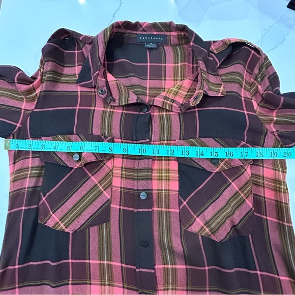 Sanctuary Oversized Plaid Pocket Boyfriend  Shirt - Picture 10 of 10